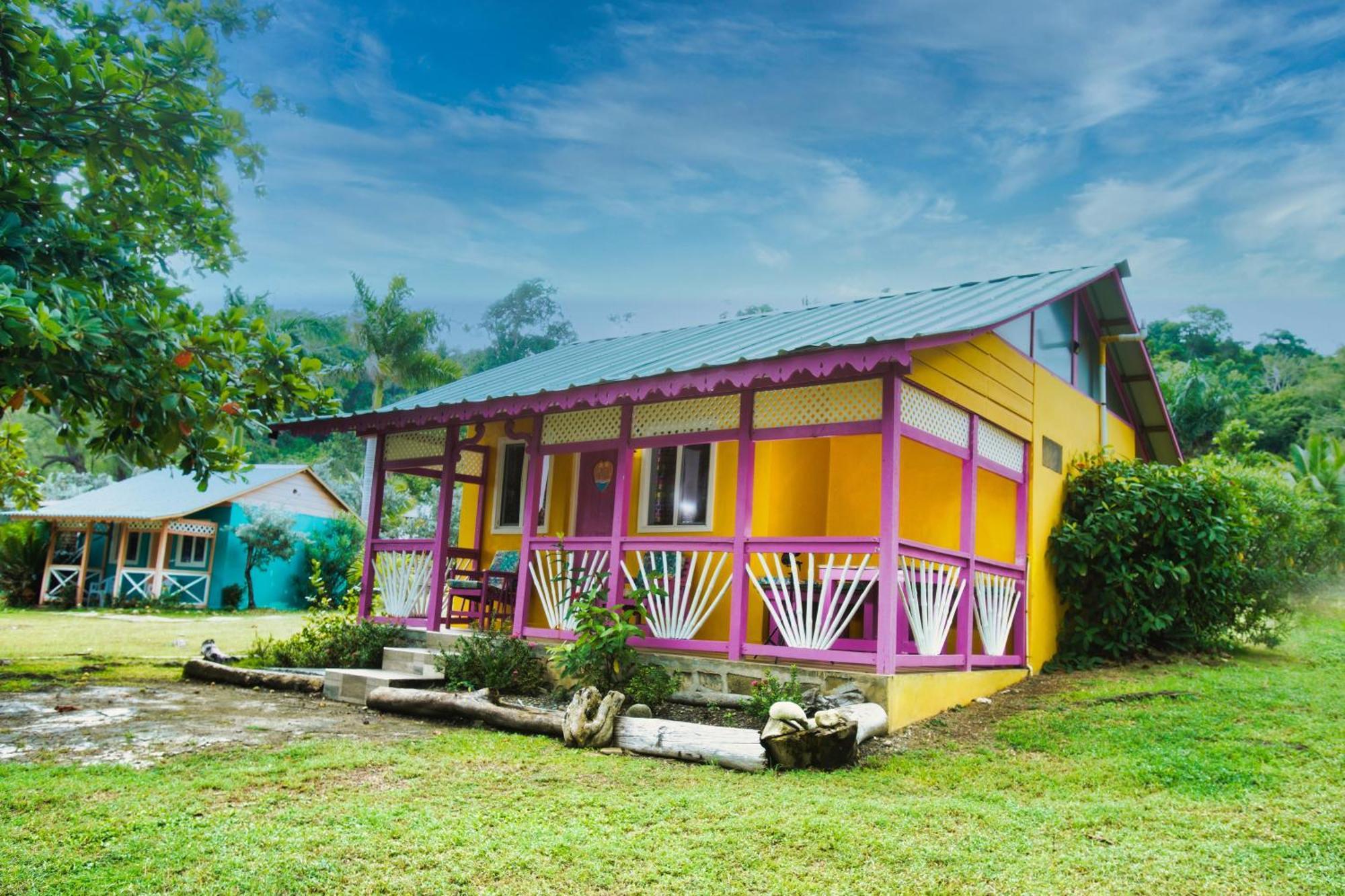Strawberry Fields Together Robins Bay Exterior foto